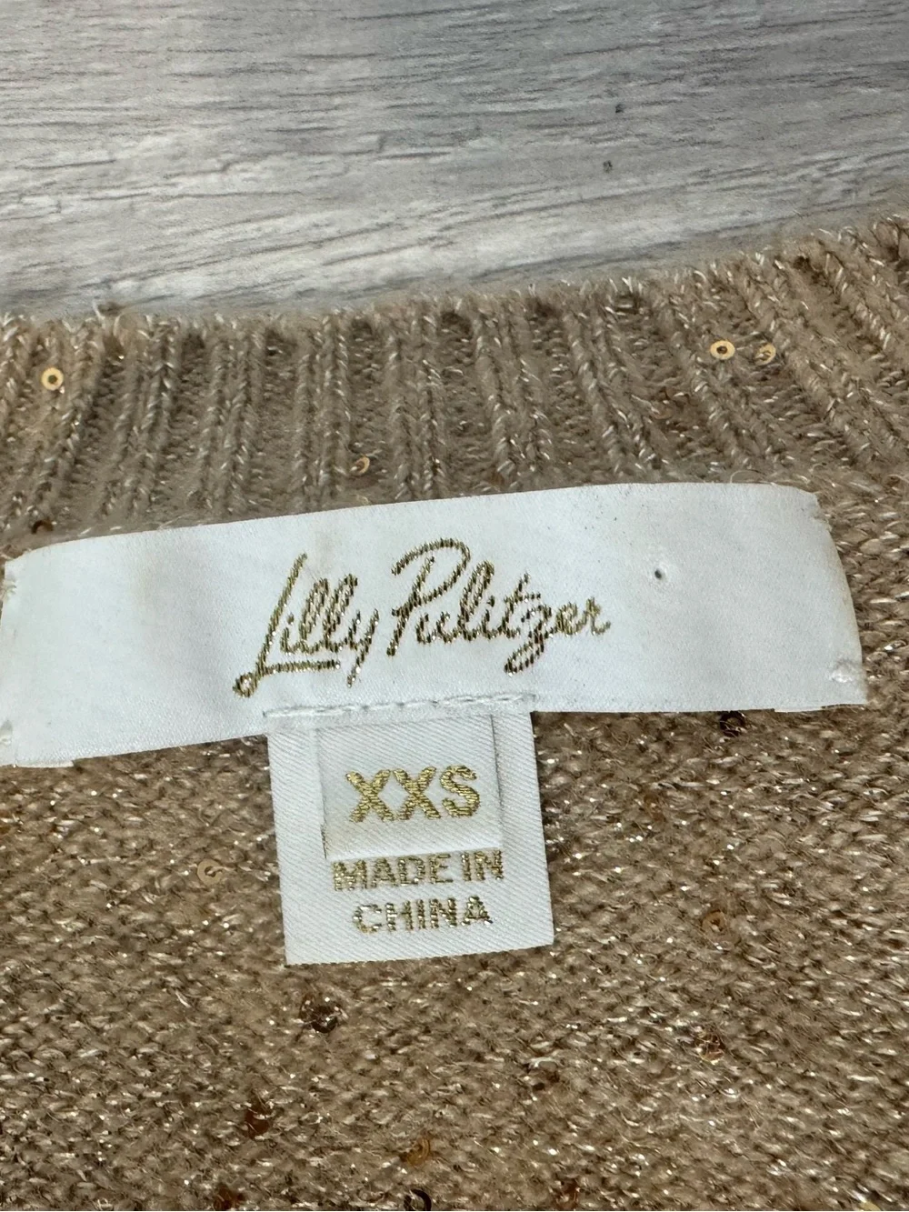 LILLY PULITZER Kaycee Sequin Knit Sweater Gold Metallic V Neck Relaxed Fit XXS